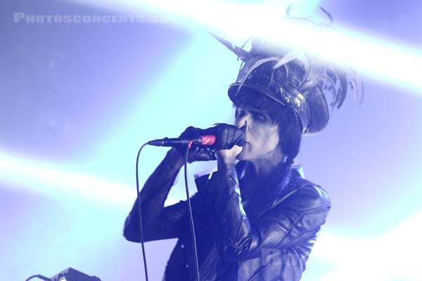 IAMX - 2018-03-05 - PARIS - La Machine (du Moulin Rouge) - 